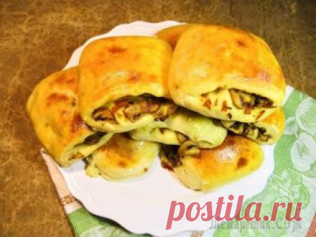 Картофельные пирожки с любимой начинкой из грибов Картофельное тесто, в которое влюбилась вся семья! Что мы только с ним не готовили! И вот сегодня пирожки с моей любимой начинкой. Пирожки выпекаются в духовке, очень ароматные и необычной формы! А са...