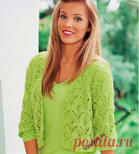 Короткий жакет с ажурным узором вязаный спицами | Вязание спицами и крючком