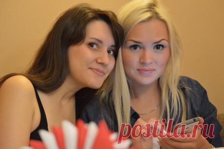 - Слышала что-нибудь про комплекс &quot;Легкость очищения&quot;? 
Хочу попробовать его пропить, но не знаю поможет или нет.

- О-о-о, конечно слышала и даже пропила его уже, правда сначала пропила комплекс Антигельм. В результате спокойно выпиваю норму воды, чего раньше не могла делать. И пропало подавленное состояние, прошли головные боли. Очень рекомендую тебе пропить эти два комплекса!