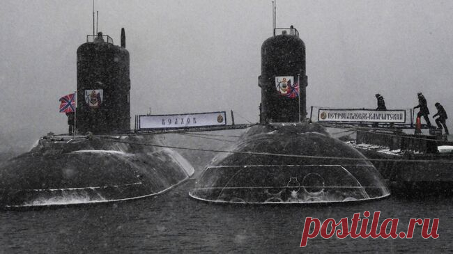 Подлодка "Петропавловск-Камчатский" вернулась в пункт базирования