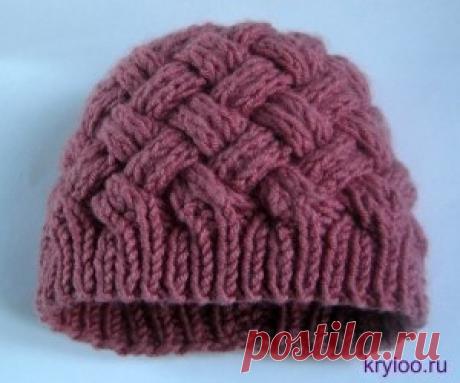 Двустороняя женская шапочка спицами 