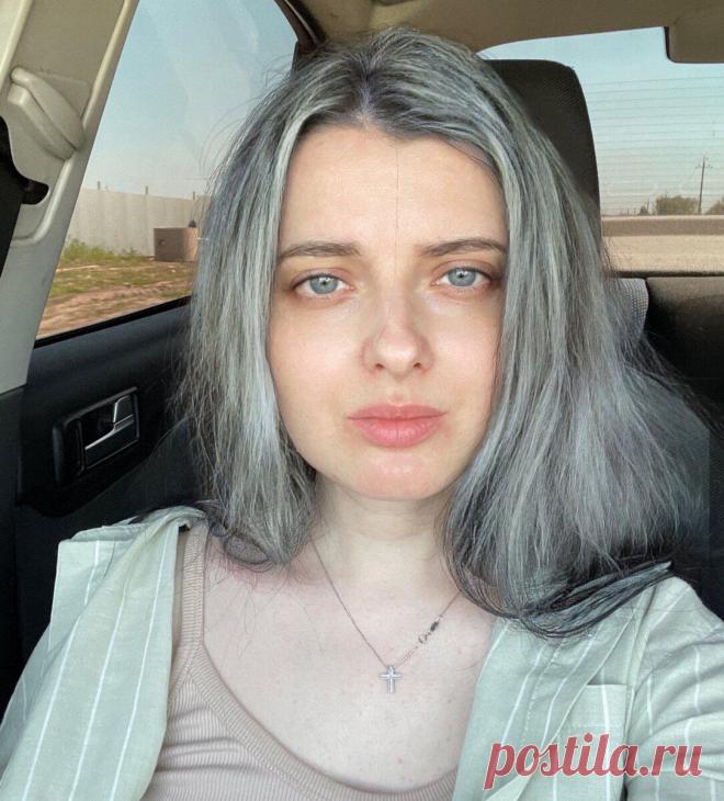 Как закрасить седину дома: пошаговая инструкция и важные моменты, о которых не все знают
Можно ли дома качественно закрасить седину? Да, можно. Если вам не требуется сложное окрашивание, то можно справиться и самим. Главное, знать несколько важных вещей. Конечно, хороший мастер с этом делом справится задорнее и быстрее, однако это уже совсем другой вопрос. Давайте пошагово разберем алгоритм...
Читай дальше на сайте. Жми подробнее ➡