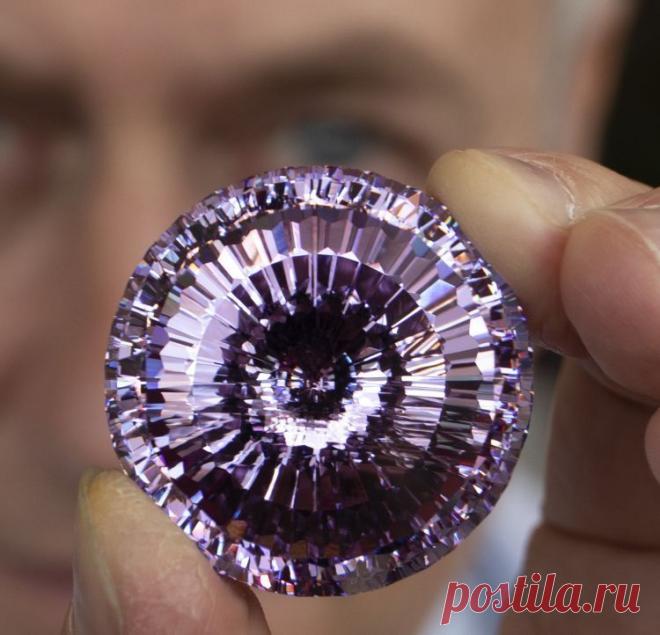 Повелитель камня: русский огранщик, работы которого никто не может повторить | Удивительное рядом... Искусно огранить камень может только тот, для кого это хобби