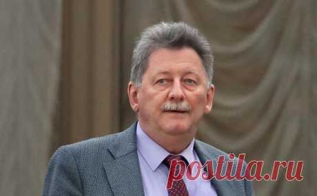 Зеленский уволил посла Украины в Белоруссии. Президент Украины Владимир Зеленский уволил с должности посла страны в Белоруссии Игоря Кизима.