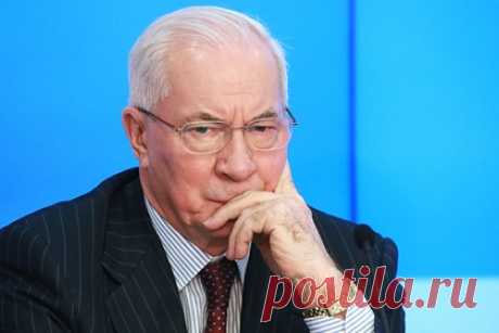 Бывший премьер Украины заявил о планах НАТО блокировать Тирасполь и Калининград. НАТО долгое время вынашивало планы «развязать третью мировую войну» под угрозой применения ядерного оружия против России. Об этом заявил бывший премьер-министр Украины Николай Азаров. Как считает политик, провокация бы началась с наступления на ДНР и ЛНР, затем в страну вошли бы силы альянса.