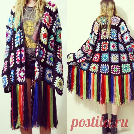 @cruxandcrow в Instagram: «*SOLD* Handmade granny square cardigan with long rainbow fringe. Adding this to the etsy shop today along with a bunch of other handmade and vintage clothing x #grannysquare #grannysquarecardigan #crochet #crochetcardigan #bohemian #70sstyle #hippie #boho #ootd #etsyshop #etsyvintage #handmade #etsy #cruxandcrow»