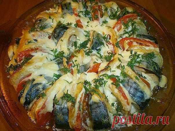 шеф-повар Одноклассники: Скумбрия, запеченная с овощами.