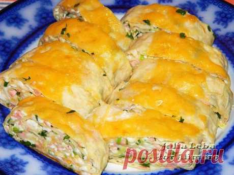Закусочные рулеты, запечённые в духовке