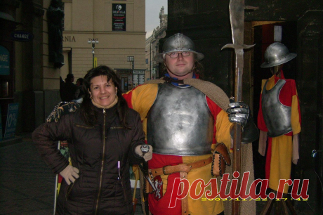 Прогулки по Праге на общественном транспорте и пешком без проф.экскурсий, но с рассказами, показами, фотосессией, переводами и ответами на все вопросы - 20 евро/час с чел. либо 100 евро/день за компанию от 2 человек: встреча и проводы к Вам в отель, квитанция об оплате перед выездом на прогулку.