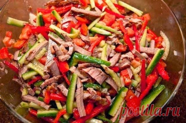 Салат с говядиной и овощами