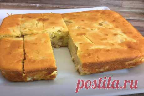 Пирог с курицей и картошкой на скорую руку

Пирог из курицы с картофелем. Предлагаю приготовить многим забытое, но очень вкусное блюдо. Вместо пшеничной муки для этого пирога, я использовала смесь из рисовой и кукурузной.