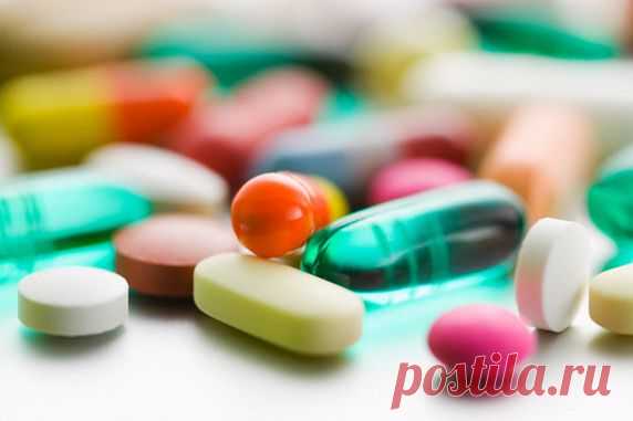 Полезные витамины для нервной системы
Каждой системе органов человека необходимы витамины. Только при их достаточном количестве будет обеспечена полноценная и нормальная деятельность всего организма. Нервная система тоже не является исключением