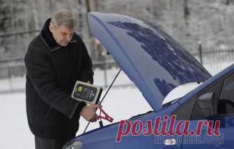 Как завести машину на остатках энергии разряженного АКБ Как завести машину на остатках энергии разряженного АКБ
Когда севший аккумулятор бесполезно «щелкает» стартером и тускло светит лампочками приборной панели, без помощи извне, как правило, не обойтись....