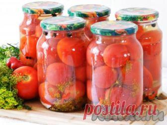 Помидоры с острым перцем на зиму - рецепт с фото Помидоры, приготовленные с острым перцем по этому рецепту, получаются вкусными, в меру острыми и пряными. Количество помидоров, как и воды, дано приблизительное. Точное количество зависит от величины помидоров и объема банок. Соль, сахар и уксус следует рассчитывать для получившегося объема ...