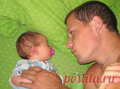 ХОРОШИЙ МУЖ не тот, кто выглядит шикарно... Не тот, кто дверь в машине распахнет... На людях вас царицей проведет... ХОРОШИЙ МУЖ умеет мыть посуду... Детей умеет ночью укачать... Хороший муж не слышит пересудов... Хороший муж покой вам может дать!!!