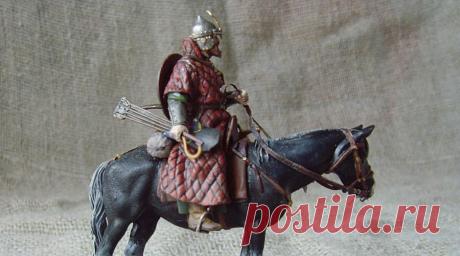 Исчезнувшие со временем детали русской военной формы Боевой китель солдат прошлого сильно отличался от экипировки современного солдата. Но изменились не только общие подходы к образу солдата, но и к созданию