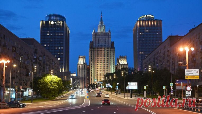МОСКВА-МИД