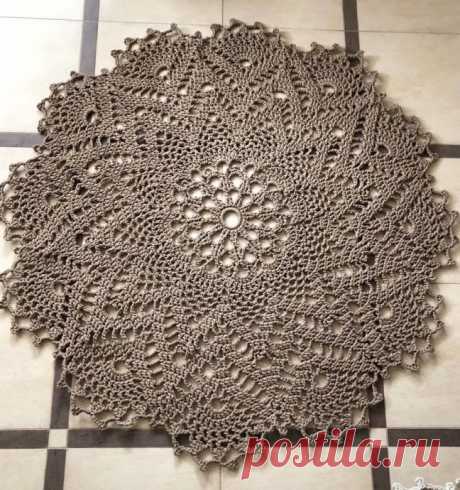 Симпатичный коврик крючком