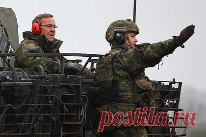 «Последнее мирное лето». Министр обороны Германии дал прогноз о войне НАТО с Россией