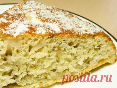 Пирог «Из ничего» 
Hе только простой, но и вкусный

Ингредиенты: 

Пшеничная мука 2 стакана
Разрыхлитель для теста 1 пакетик
Сахар 3/4 стакана
Молоко (3.2%) 1 стакан
Яйцо куриное 1 штука
Корица на кончике ножа

Приготовление:

Пирог "Из ничего" очень хорош и без начинки. Но если хочется, можно добавить прямо в тесто нарезанные кубиками яблоки, цукаты, изюм или рубленые орехи. Для приготовления пирога "Из ничего" яйцо разотрите с сахаром, добавьте молоко и хорошо размешайте...
