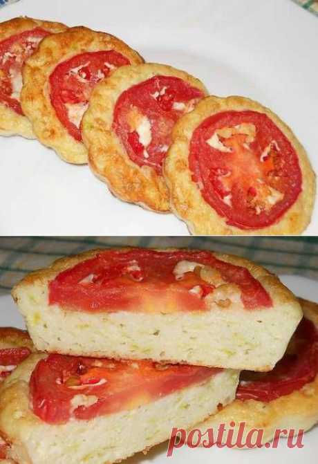 Медальки творожно-кабачковые с помидором