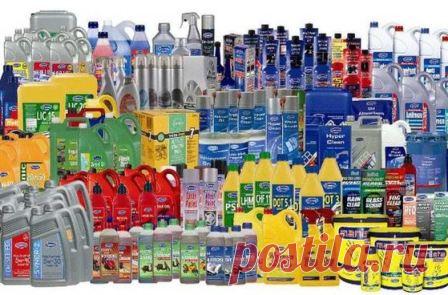 Масло для мотоблока в двигатель и в редуктор: обзор, выбор, замена Моторное и трансмиссионное масло в двигатель и в редуктор мотоблока: какое лить, классификация, замена своими руками. Какое моторное масло для мотоблока выбрать.