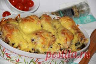 Кулинарный блог!Лучшие рецепты.: Куриные ножки с картошкой и грибами в духовке.