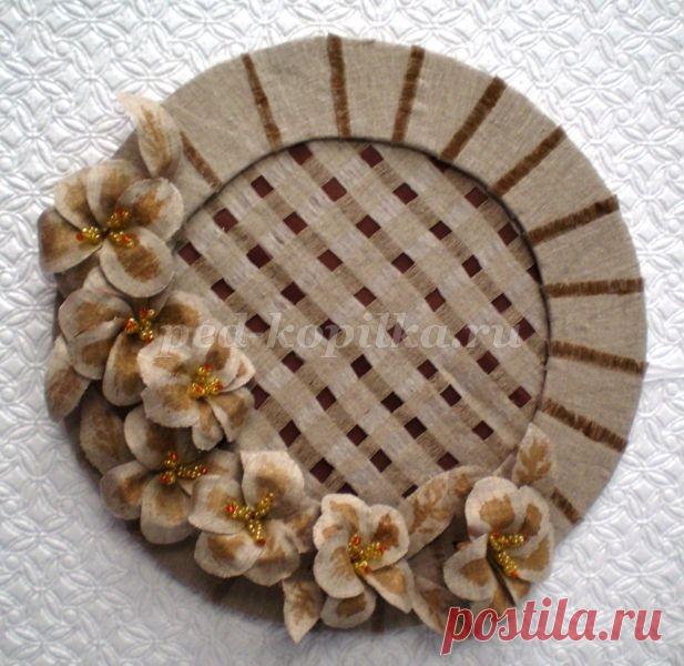 Панно из мешковины 