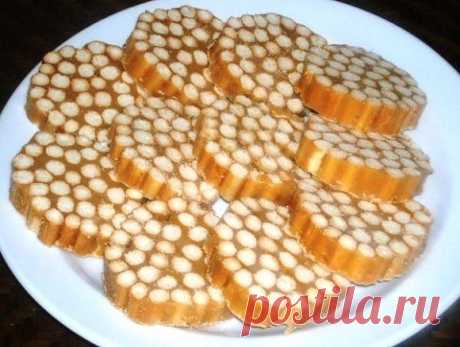 Сладкая колбаска из соломки