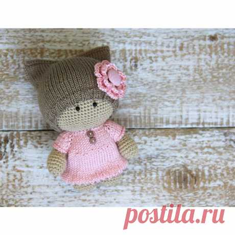 Марина Захарова