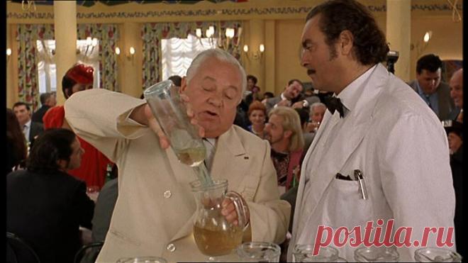 Официанты (1995-Италия) Драма, Комедия ✰ Паоло Вилладжо