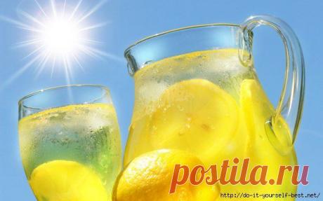 Польза от утреннего стакана горячей воды .