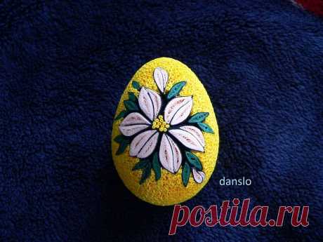 PISANKA WYKONANA TECHNIKĄ QUILLING - Garnek.pl
