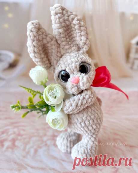 PDF Зайка Малыш крючком. FREE crochet pattern; Аmigurumi animal patterns. Амигуруми схемы и описания на русском. Вязаные игрушки и поделки своими руками #amimore - зайка из плюшевой пряжи, плюшевый заяц, зайчик, кролик, зайчонок, крольчонок.