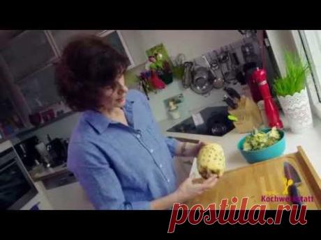 tegut... Kochwerkstatt-Tipp: Wie schält man eine Ananas?