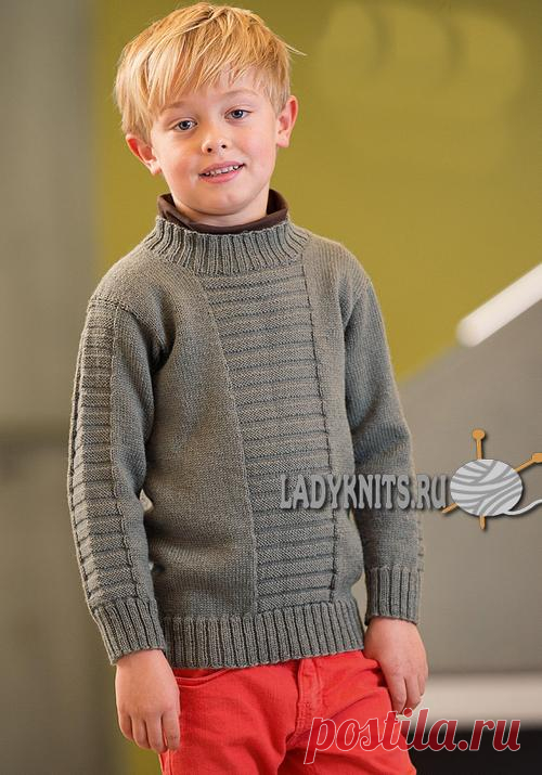 Простой свитер спицами для мальчика от 2 до 12 лет