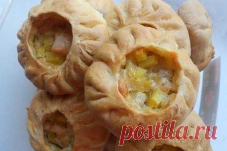 Татарские пирожки с картофелем, мясом и луком