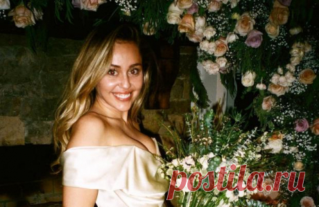 Как проходила свадьба Майли Сайрус: атмосферные фотографии со дня бракосочетания певицы