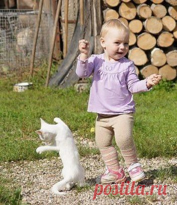 Танцуют все! Дамы приглашают кавалеров!