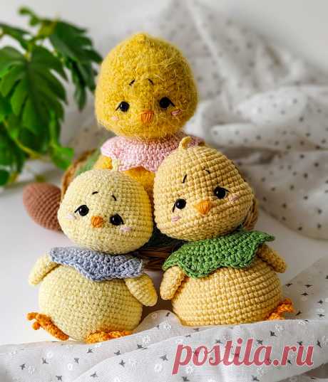 PDF Цыплятки крючком. FREE crochet pattern; Аmigurumi toy patterns. Амигуруми схемы и описания на русском. Вязаные игрушки и поделки своими руками #amimore - пасхальные цыплята, цыплёнок из обычной пряжи к Пасхе, птичка, пасхальное украшение, птицы.