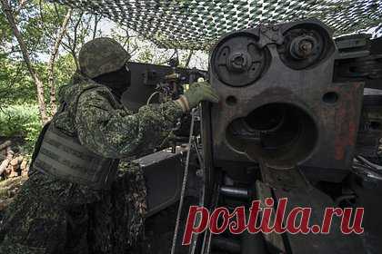 Российские добровольцы рассказали об отражении атаки ВСУ в районе Орехова. Бойцы добровольческого батальона «БАРС-3» в составе добровольческой бригады «Царские волки» рассказали об отражении атаки войск Украины в районе города Орехов на запорожском направлении. Украинские войска задействовали в атаке шесть танков и бойцов пехоты. «Было прямое столкновение», — заявил командир роты Маринез.
