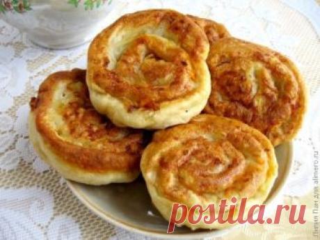 👌 Творожные рулетики с фаршем и овощами, рецепты с фото Рулетики из творожного теста с фаршем и овощами – хорошая альтернатива пирожкам или беляшам. Готовятся они быстро и могут выручить хозяйку при неожиданном приходе гостей. Рулетики...