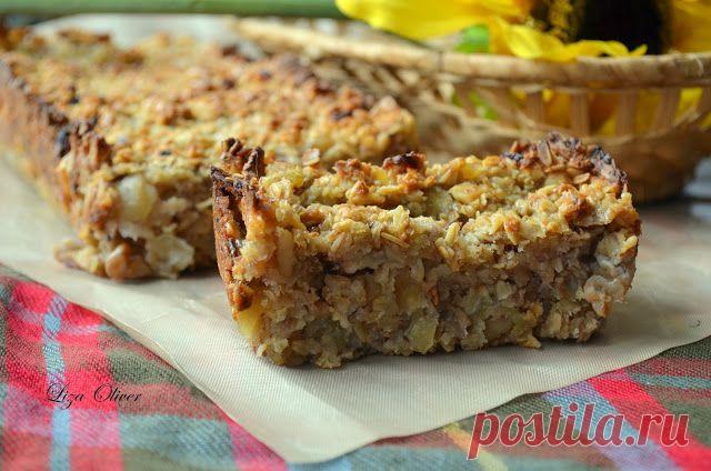 Овсяный пирог в стиле "Гранола" - идеально для пикника. Такой кусочек пирога и вкусный и полезный и дает энергию и бодрость! В нем нет муки и яиц, мало сахара...что может быть лучше?_MY FOOD или проверено Лизой