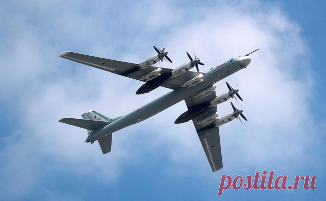 Россия и Китай вместе послали стратегические бомбардировщики к Аляске. Российские стратегические ракетоносцы Ту-95мс и китайские бомбардировщики Xian H-6 провели совместное патрулирование над акваториями Чукотского, Берингова морей и северной части Тихого океана, сообщает Минобороны России.