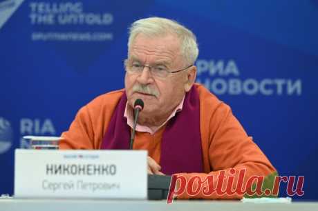 Сергей Никоненко заявил, что ничего не хочет слышать об Алле Пугачевой. На этой неделе Примадонна в третий раз прибыла в Россию после начала СВО.