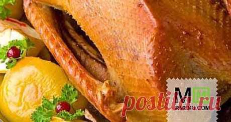 Гусь, запеченный с яблоками и чесноком - кулинарный рецепт. Миллион Меню