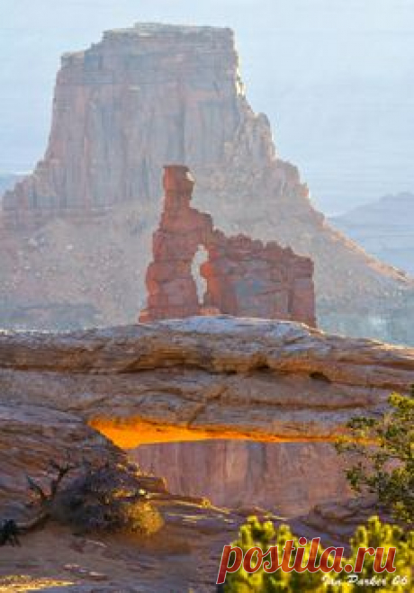 Mesa Arch and Washerwoman Arch.jpg (2301×3298)