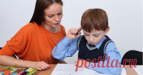 Уважаемые родители, не делайте домашнее задание вместо ваших детей После насыщенного учебного дня дети возвращаются домой вялые, уставшие и нагруженные огромным количеством заданий, которые нужно выучить, прочитать, написать, сделать. Большинство родителей не могут спокойно смотреть на своё «несчастное» чадо …