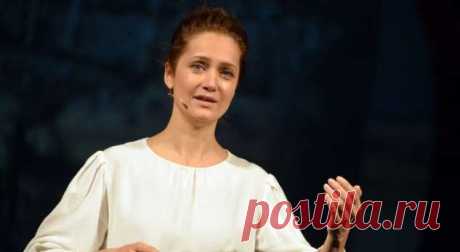 «Мамино отражение»: Виктория Исакова впервые показала лицо дочери крупным планом . Милая Я
