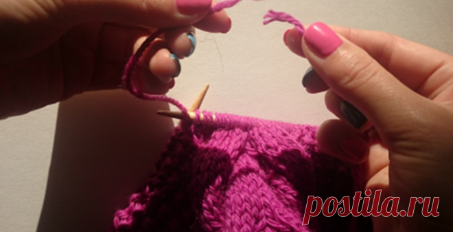 Как связать две нити без узла при вязании: потрясающий способ... Настоящая находка для рукодельниц! Вы всегда при вязании связываете нитки просто узелками, а потом морочите себе голову, как бы это безобразие получше спрятать? Тогда этот способ для вас настоящая находка! Но на этом я с вами не прощаюсь, заходите ещё,...